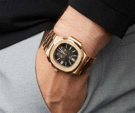 patek philippe nautilus style watch